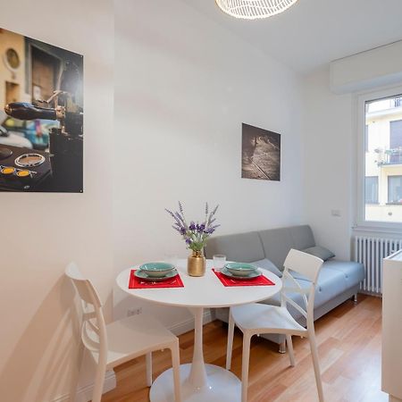 I Host Apartment - Gressoney 3 Milan Exterior photo